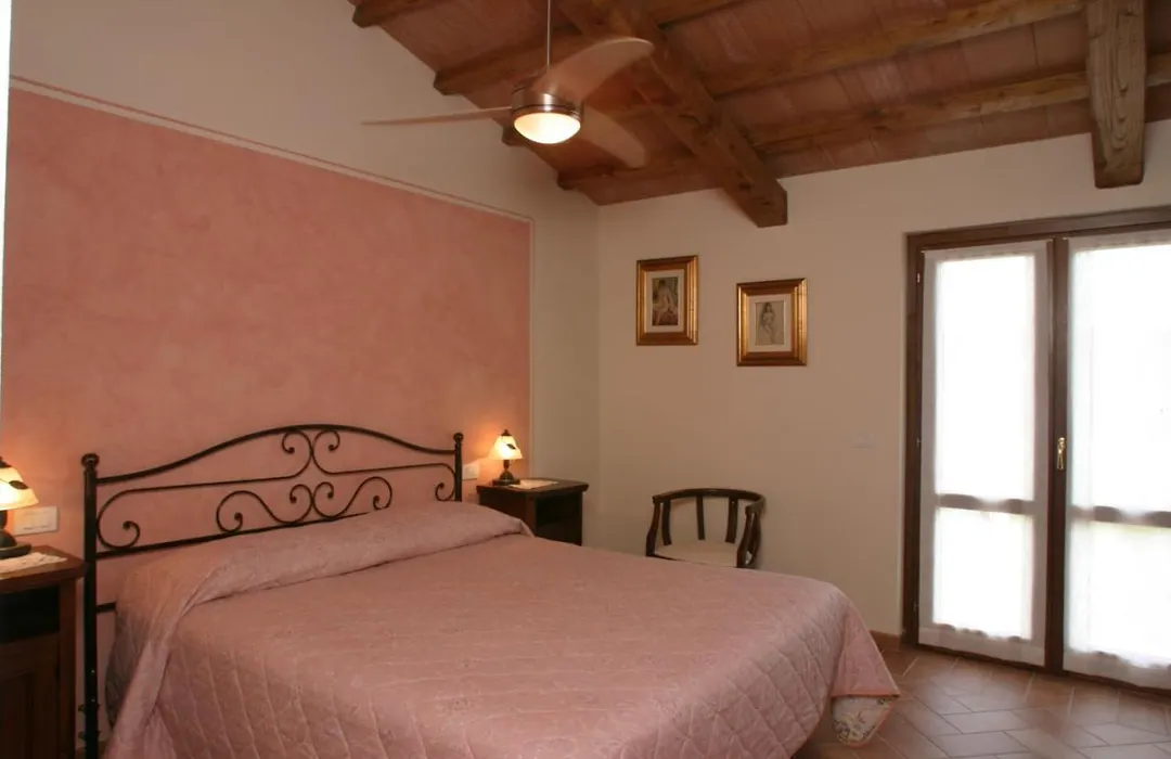 Agriturismo " Le Guardiole"-1